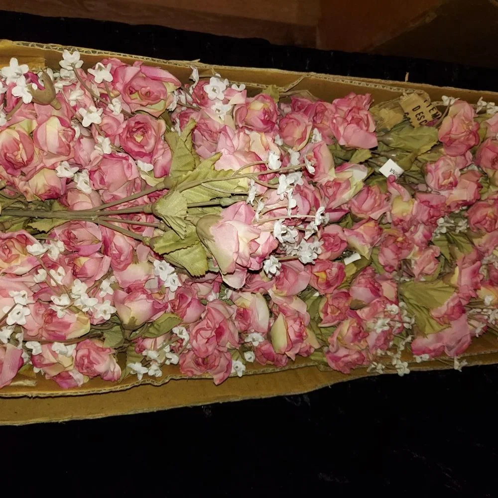 Bundle of 12 Mini Rose Bouquets  Mixed with  Baby's Breaths